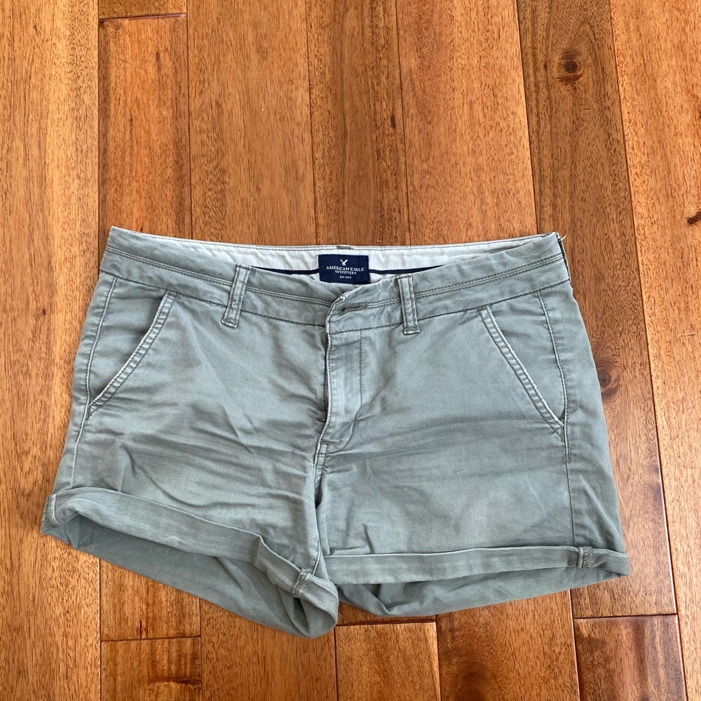 Green midi shorts
